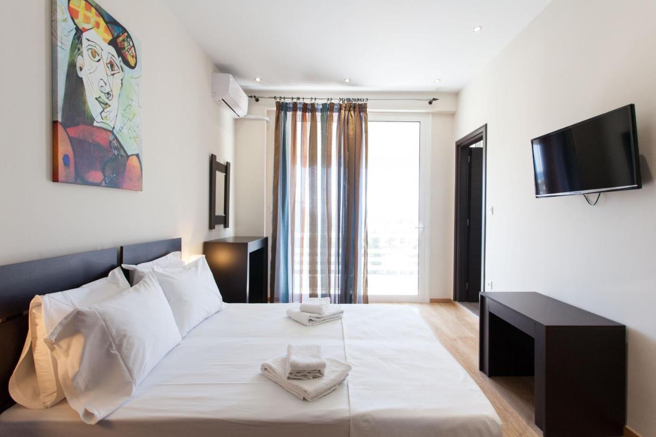 Modern Apt In Glyfada A Breath Away From The Sea - The View Афіни Екстер'єр фото