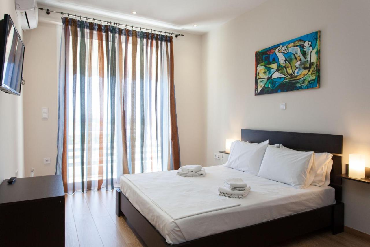 Modern Apt In Glyfada A Breath Away From The Sea - The View Афіни Екстер'єр фото