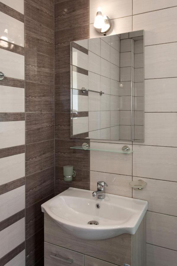 Modern Apt In Glyfada A Breath Away From The Sea - The View Афіни Екстер'єр фото